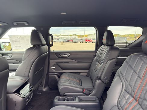 New 2026 Nissan Armada PRO-4X w/ Captain's Chari Seat Package image 32