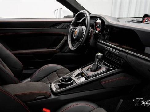 Used 2022 Porsche 911 GT3 RWD image 41