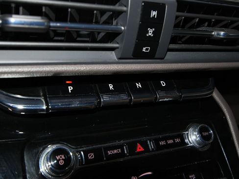 Used 2022 Lincoln Corsair Reserve w/ Luxury Package image 19