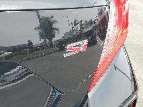 Certified 2018 Honda Civic Si image 8