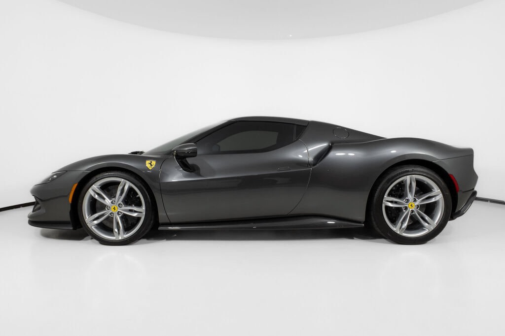 Used 2024 Ferrari 296 GTB RWD image 3