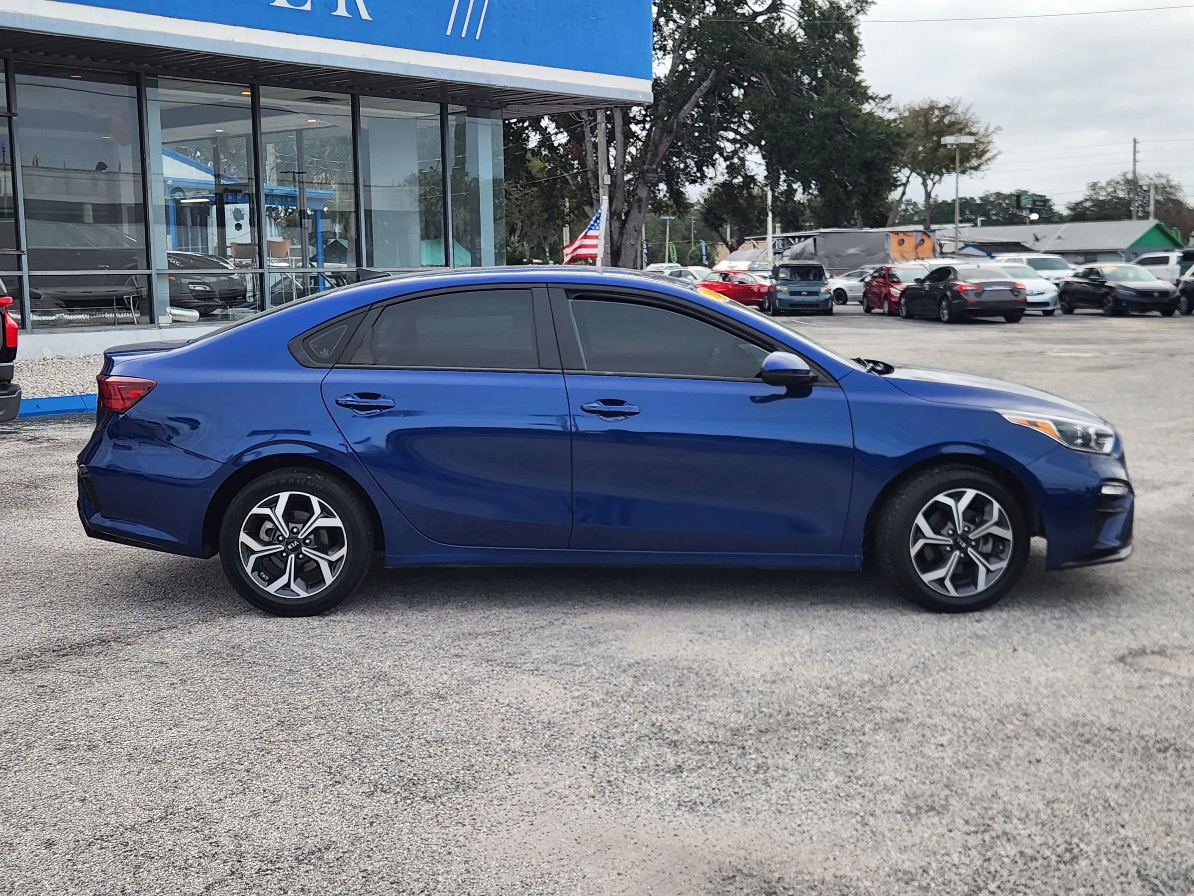 Used 2020 Kia Forte LXS FWD image 8