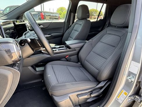 Used 2026 Chevrolet Equinox LT FWD image 22