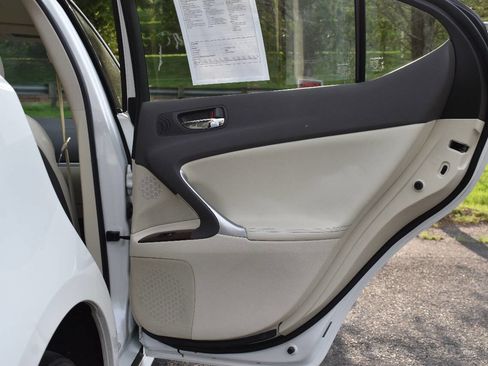 Used 2013 Lexus IS 250 AWD w/ Luxury Plus Pkg Value Edition image 11