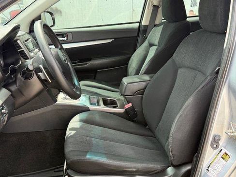 Used 2014 Subaru Outback 2.5i AWD/4WD image 8