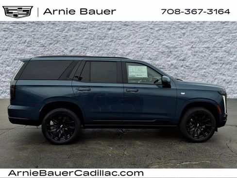 New 2026 Cadillac Escalade Sport w/ LPO, ONYX Package image 4