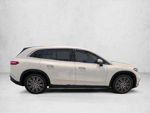 Certified 2023 Mercedes-Benz EQS 580 4MATIC SUV image 4
