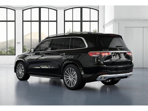 New 2026 Mercedes-Benz GLS 580 4MATIC image 29