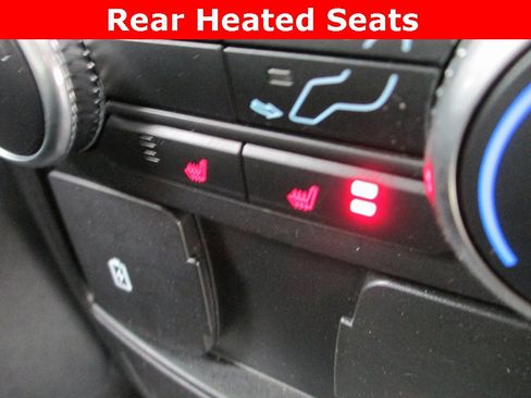 Used 2020 Ford Explorer XLT w/ Equipment Group 202A image 21