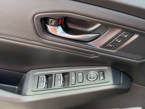Used 2023 Honda Accord EX-L image 15