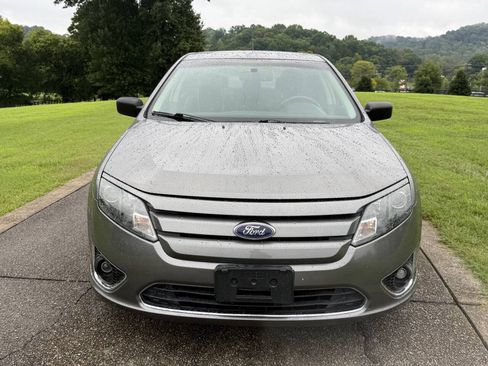 Used 2010 Ford Fusion SE FWD image 4