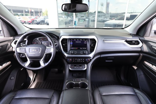 Used 2023 GMC Acadia SLT AWD/4WD image 35