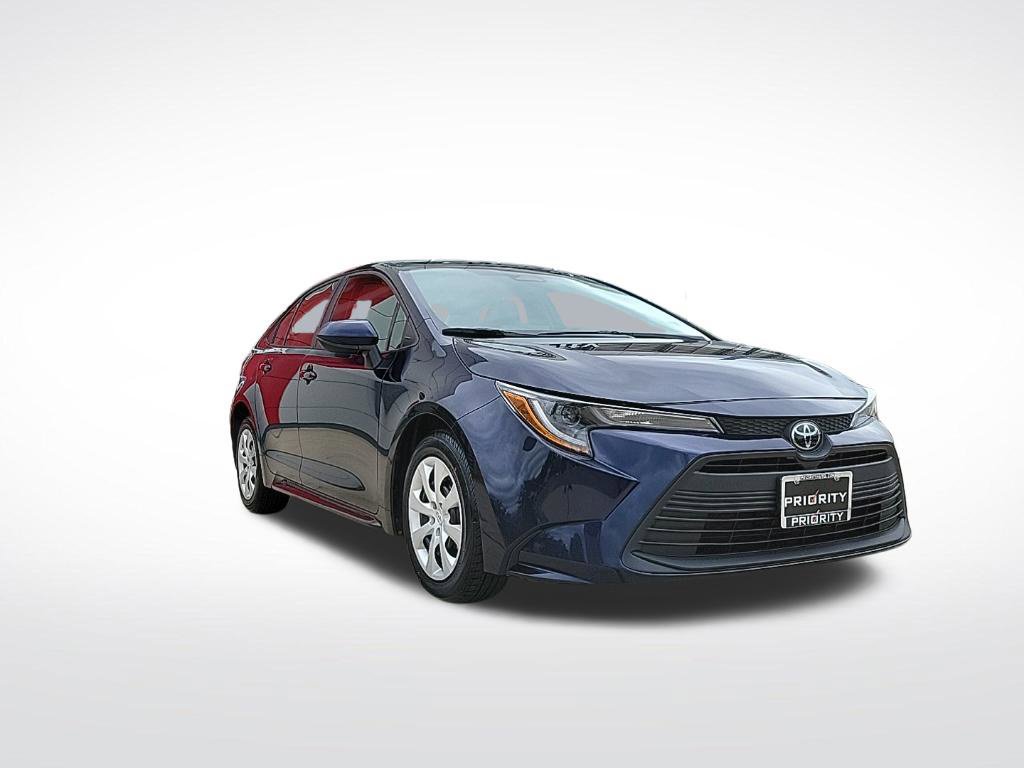 Used 2024 Toyota Corolla LE FWD image 6