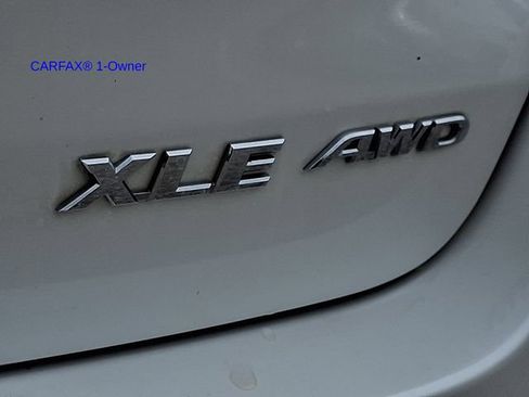 Used 2016 Toyota Highlander XLE AWD/4WD image 36