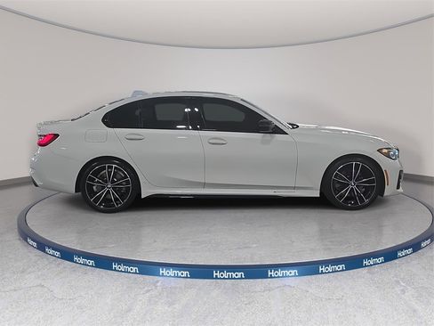 Certified 2022 BMW 330i Sedan w/ M Sport Package image 4