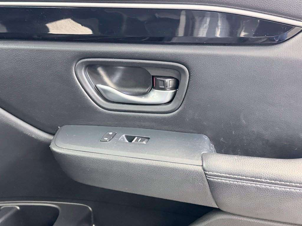 Used 2025 Honda Pilot Touring image 42
