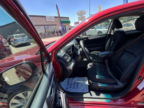 Used 2017 Subaru Legacy 2.5i Premium AWD/4WD image 18