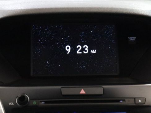 Used 2017 Acura MDX SH-AWD image 18