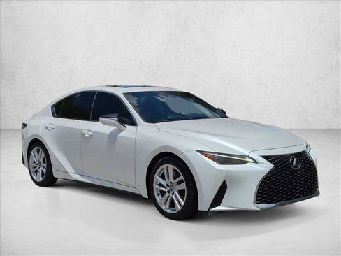 Used 2023 Lexus IS 300 w/ Comfort Package RWD image 3