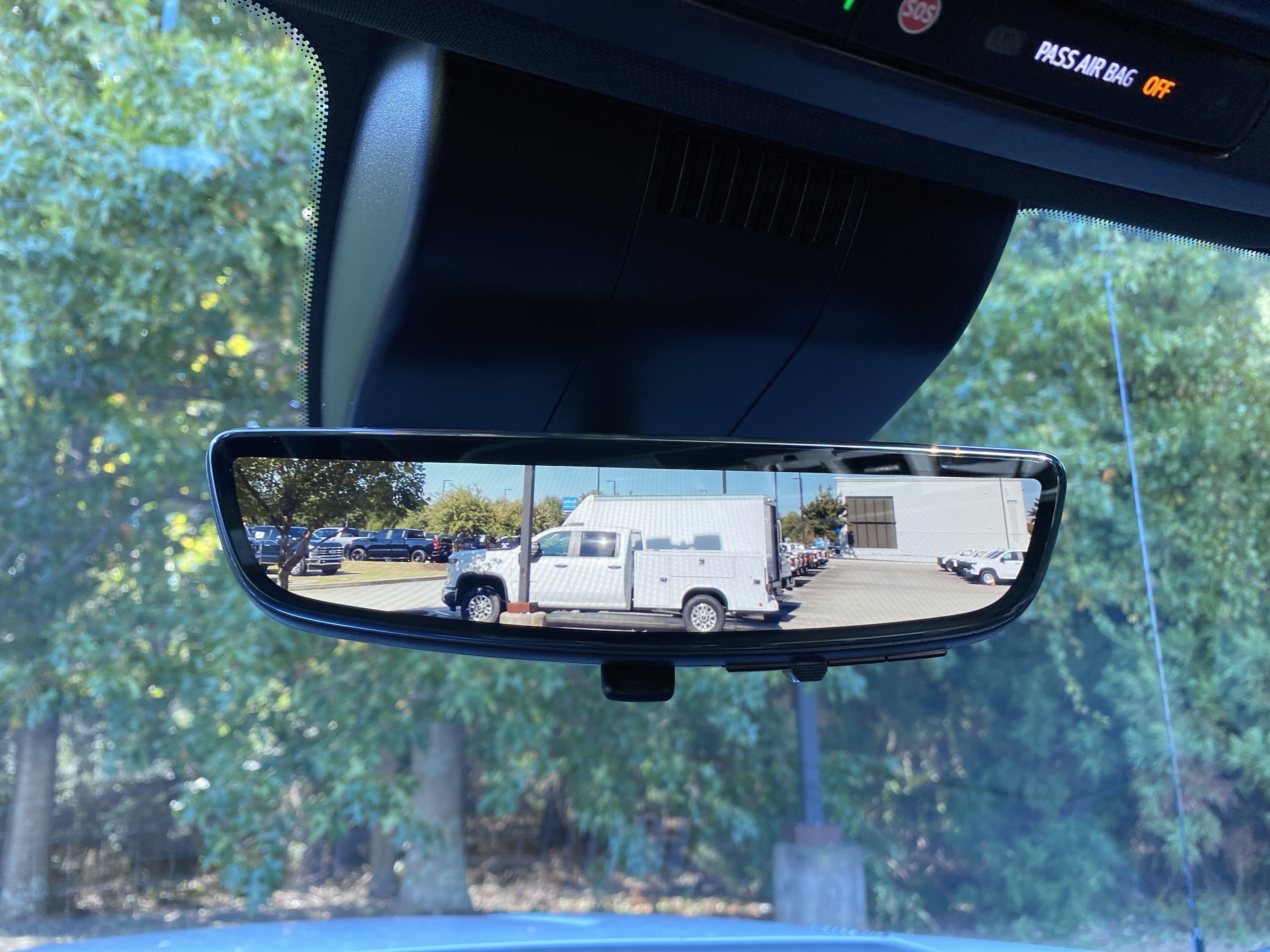Used 2023 Chevrolet Silverado 1500 High Country w/ High Country Premium Package AWD/4WD image 35