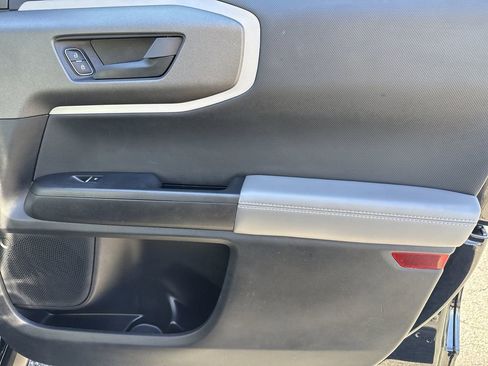 Used 2025 Ford Bronco Sport Badlands image 14