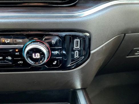 Used 2023 GMC Sierra 1500 SLT w/ SLT Premium Plus Package image 26