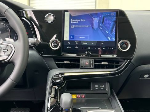 New 2026 Lexus NX 350 AWD image 40