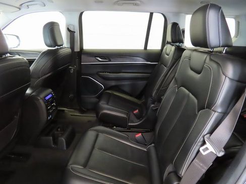 Used 2021 Jeep Grand Cherokee L Limited image 33