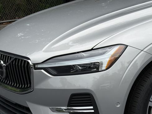 Used 2023 Volvo XC60 B5 Plus w/ Protection Package Premier FWD image 6