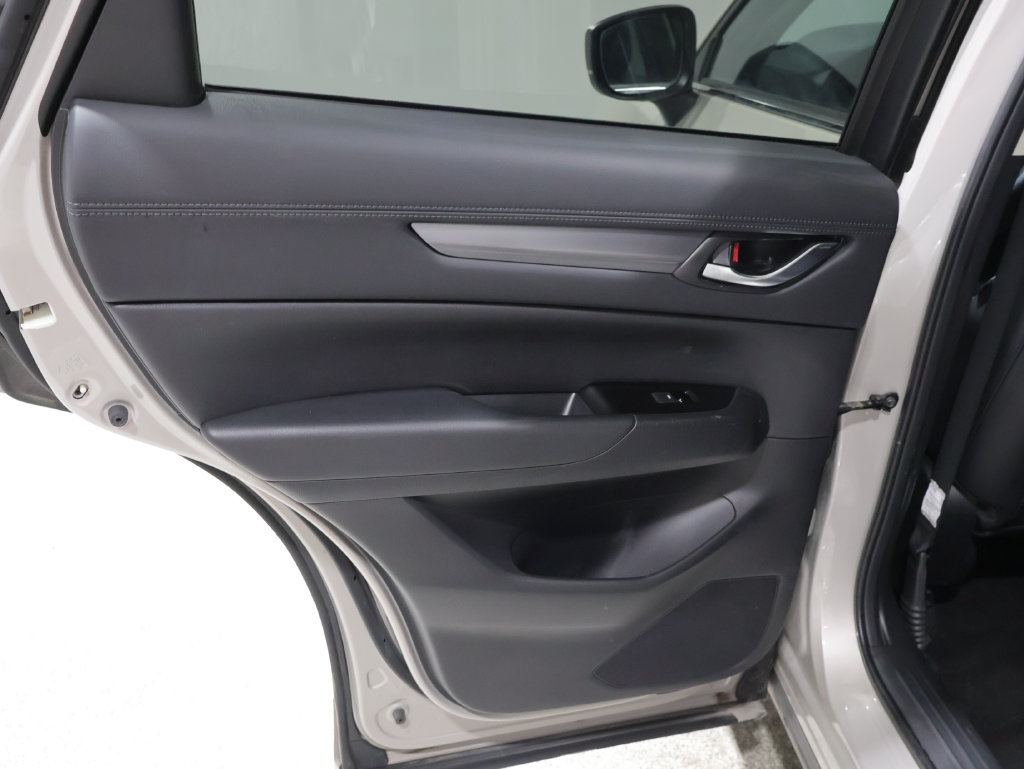 Used 2025 MAZDA CX-5 AWD 2.5 S w/ Preferred Package image 17