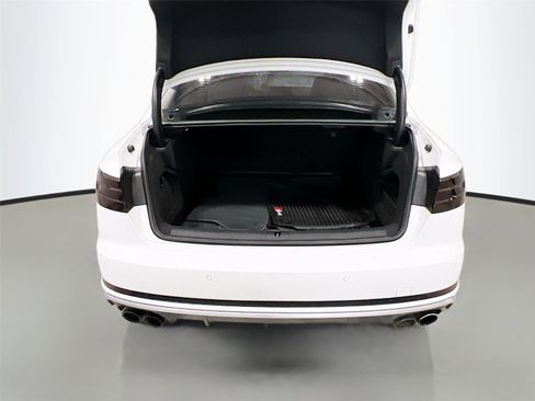 Used 2018 Audi S4 Prestige w/ Prestige Package image 30
