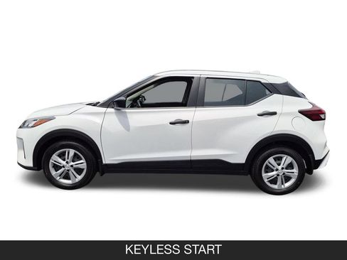 Used 2023 Nissan Kicks S FWD image 5