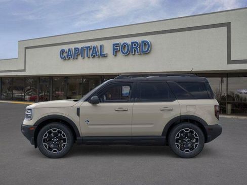 New 2025 Ford Bronco Sport Outer Banks image 3