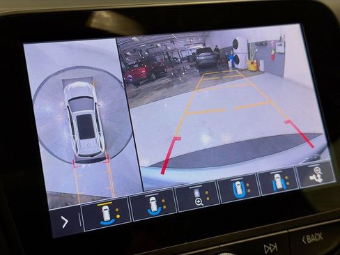 Used 2019 Chevrolet Equinox Premier AWD/4WD image 15