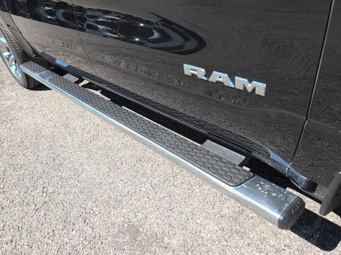 Used 2023 RAM 1500 Big Horn AWD/4WD image 10