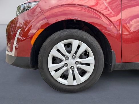 Used 2023 Kia Soul LX FWD image 9