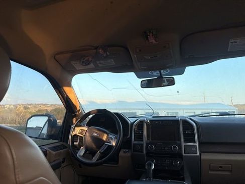 Used 2017 Ford F150 Lariat w/ Equipment Group 501A Mid image 26