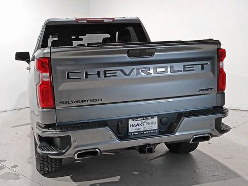 Certified 2022 Chevrolet Silverado 1500 RST image 5