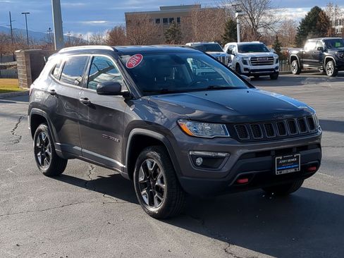Used 2018 Jeep Compass Trailhawk image 7