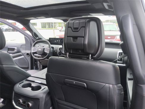 New 2027 Ford Expedition Max Platinum w/ Stealth Performance Package AWD/4WD image 28