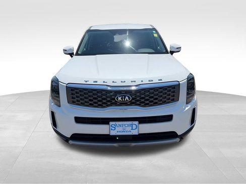 Used 2020 Kia Telluride LX FWD image 9