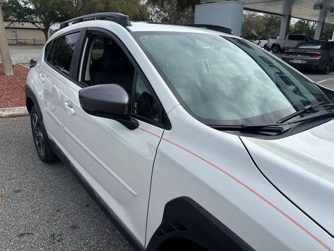 Used 2024 Subaru Crosstrek 2.5i Limited w/ Crosstrek Mirror Package image 14