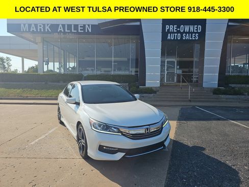Used 2017 Honda Accord Sport image 1