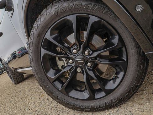 Used 2020 Dodge Durango R/T w/ Blacktop Package image 2