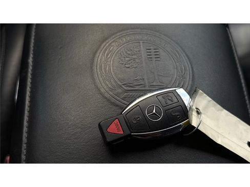 Used 2014 Mercedes-Benz S 63 AMG 4MATIC Sedan image 34