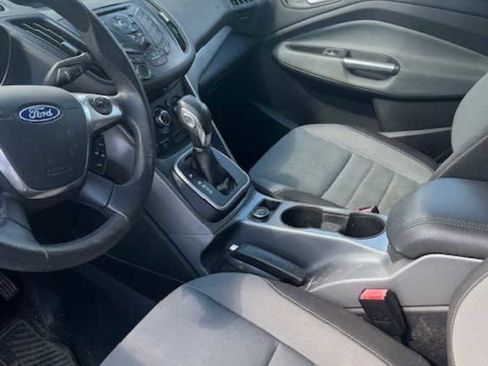 Used 2013 Ford Escape SE image 6