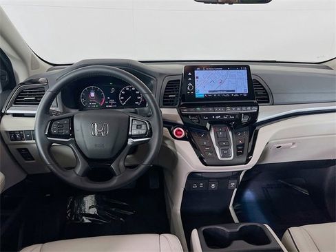 Used 2025 Honda Odyssey Touring image 20