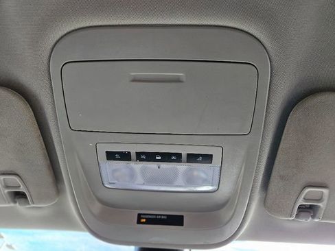 Used 2022 Chevrolet Colorado LT w/ Fleet Safety Package image 27