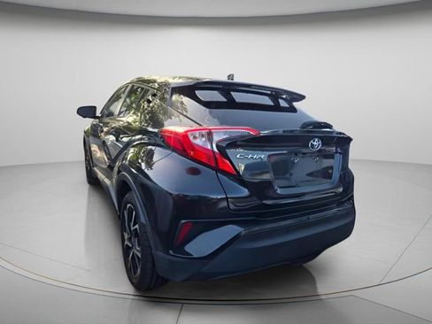 Used 2020 Toyota C-HR XLE FWD image 5