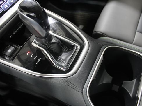 Used 2025 Subaru Outback Onyx Edition image 16